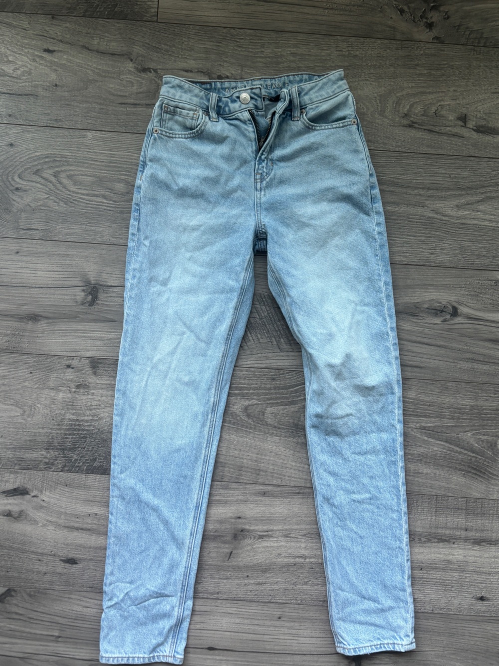 American Eagle Outfitters Light Blue Strigid Mom Jeans